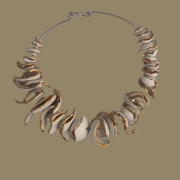 Collana rigida Scaglie